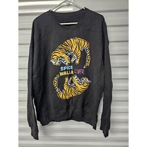 Spicewalla Lives Men's Graphic Pullover Sweatshirt | Tigers | Black | XL